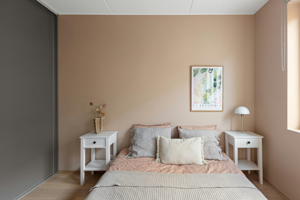 اصباغ وديكورات